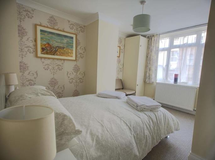 Bedroom 3, Seaspray, East Sussex
