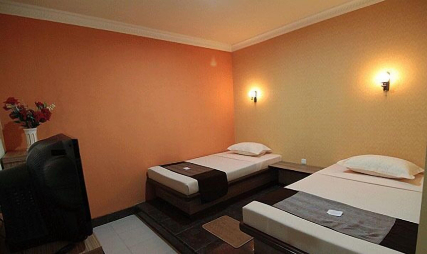 Bedroom 16