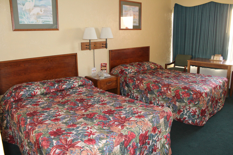 Bedroom 3, Grand Prix Motel on the Beach, Volusia