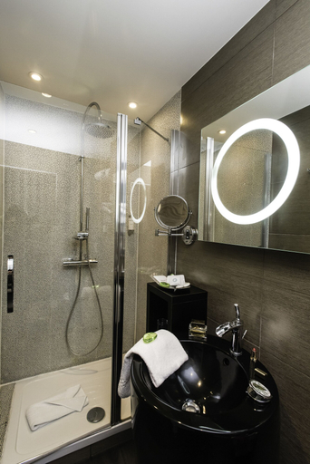 Bathroom 4, Best Western Hotel d'Arc, Loiret