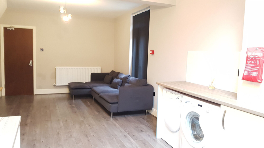 Others 5, Kensington Townhouse, Sefton