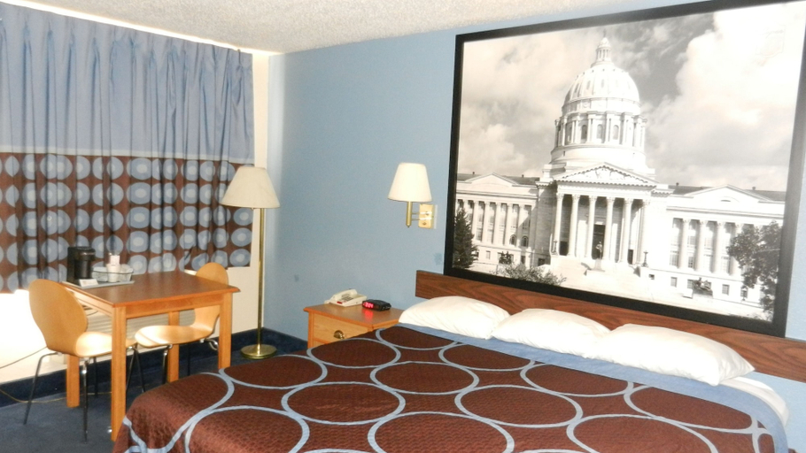 Bedroom 3, Super 8 by Wyndham Potosi, Washington