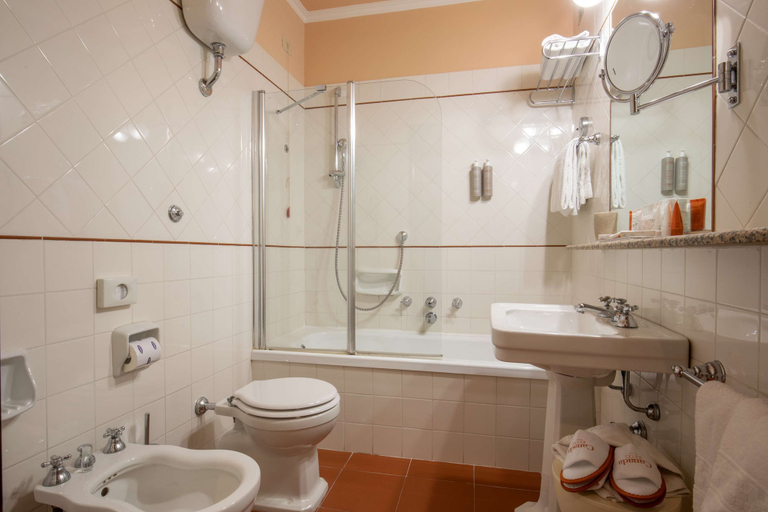 Bathroom 4, Hotel Canada, BW Premier Collection, Roma