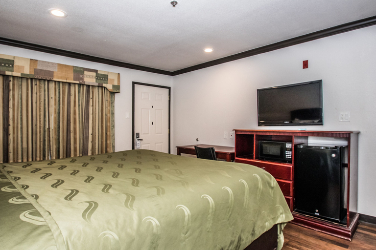 Bedroom 5, Americas Best Value Inn Ft. Worth, Fort Worth