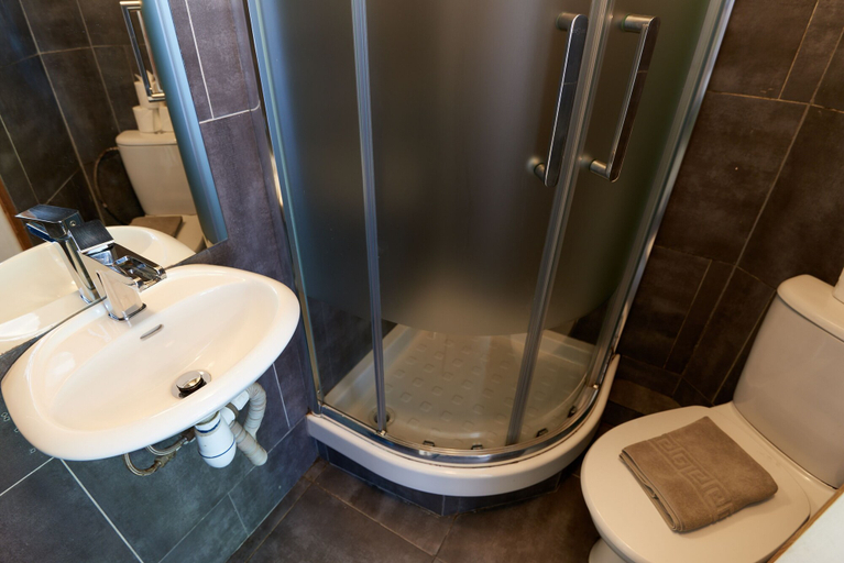 Bathroom 5, Chamonix Lodge, Haute-Savoie