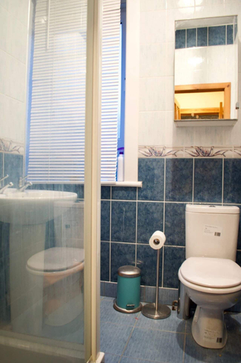 Bathroom, Newly Refurbed Home With Free Parking, Edinburgh