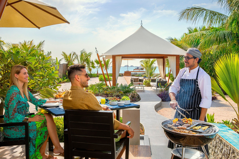 Food & Drinks 4, The Ritz-Carlton Ras Al Khaimah, Al Hamra Beach, Ras Al Khaimah