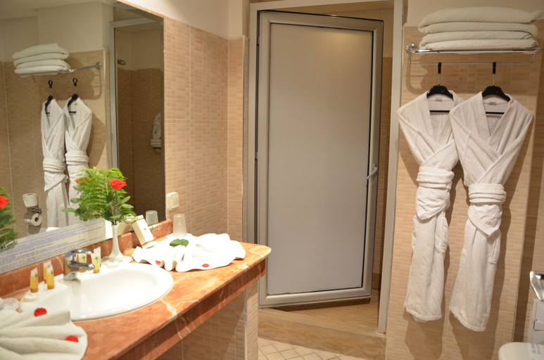 Bathroom 4, Almas Hotel, Marrakech