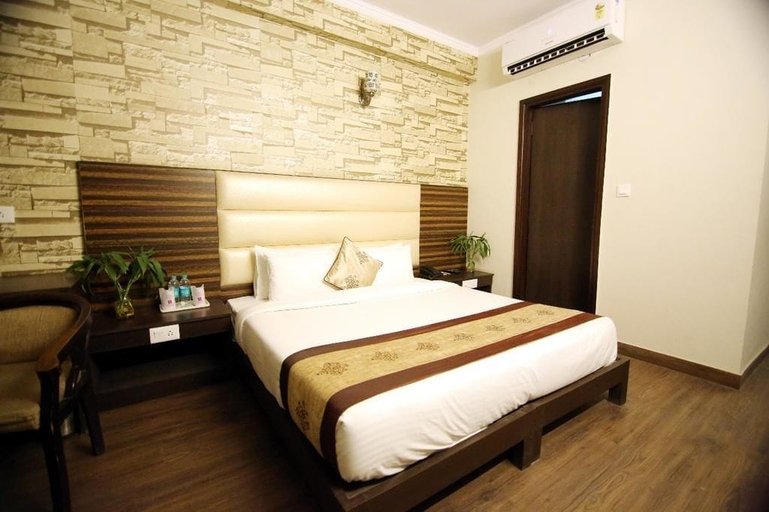 Bedroom 3, Rousha Inn, Gautam Buddha Nagar