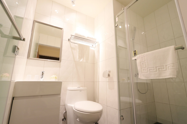 Bathroom 4, Flora INN, Tainan