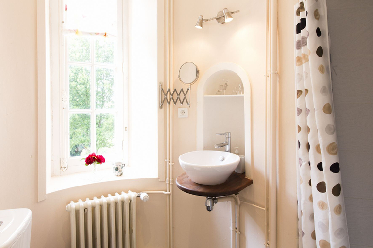 Bathroom 5, Château du Grand Val, Ille-et-Vilaine
