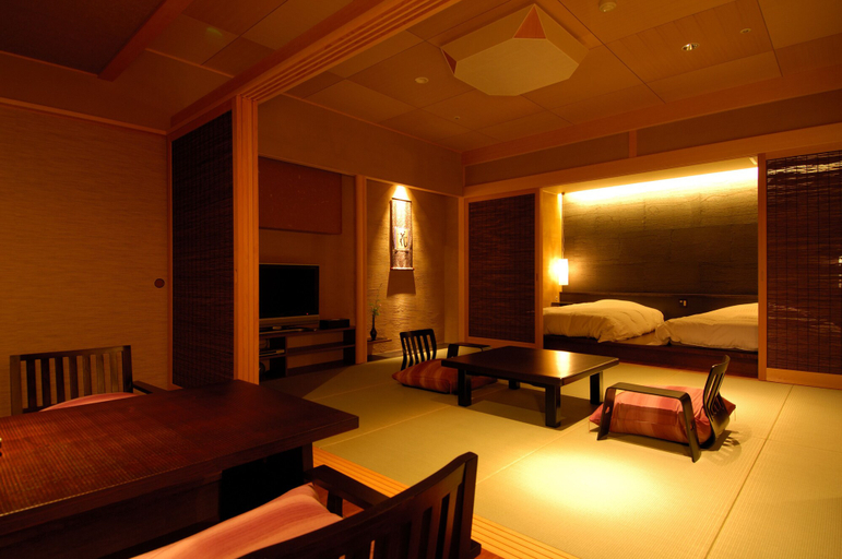 Bedroom 4, Rurikoh, Kaga