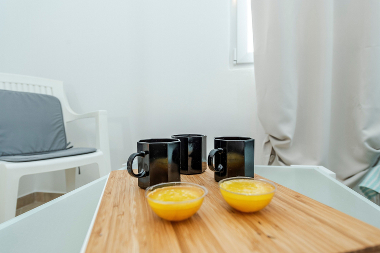 Food & Drinks 5, Apartments Simic, Vir