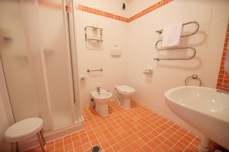 Bathroom 4, Pràcatinat Hotel & Restaurant, Torino