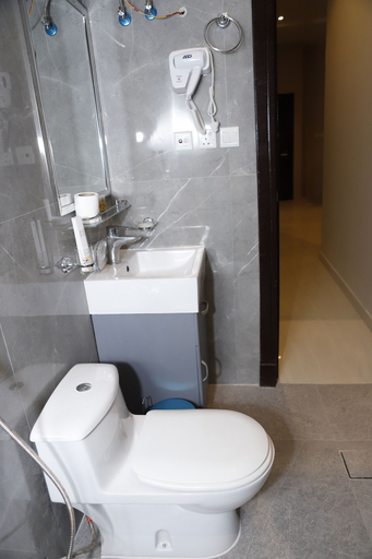 Bathroom 5, Granada Palace Inn, Riyadh
