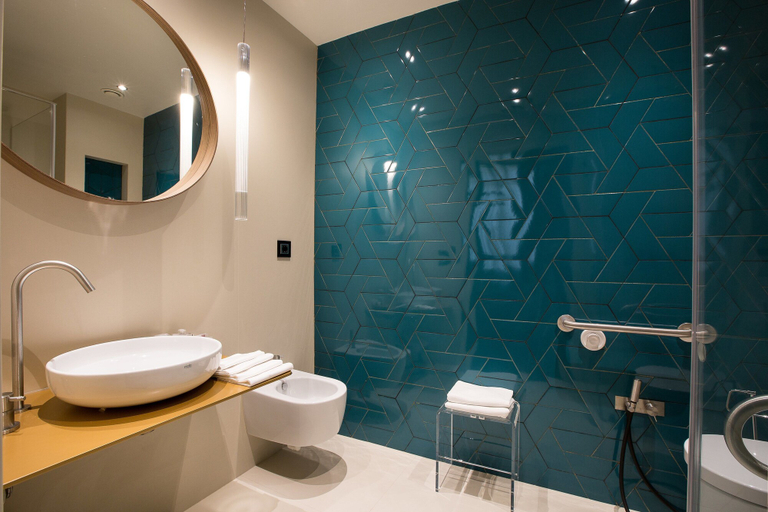 Bathroom 4, Hotel Silla, Florence