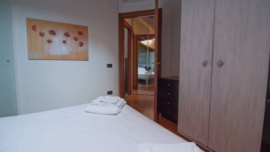 Bedroom 2, Italianway Comfort - Rubens 19 B, Milano