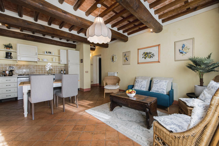 Interior 3, Jacopo Farmhouse Apartment in Wine Resort in Lucca, Lucca