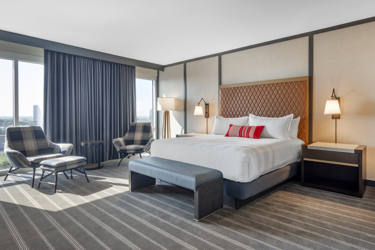 Bedroom 3, Omni Hotel At The Battery Atlanta, Cobb