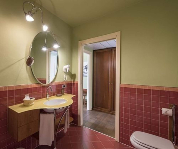 Bathroom 4, La Darsena Boutique Hotel & Restaurant, Como