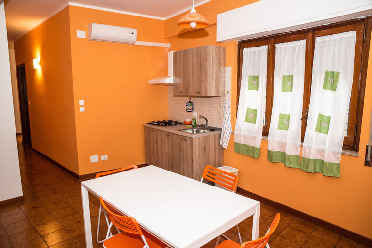 In-room dining 2, Loft Notarbartolo 1, Palermo