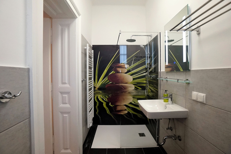 Bathroom 3, Albizia-Apartments, Baden