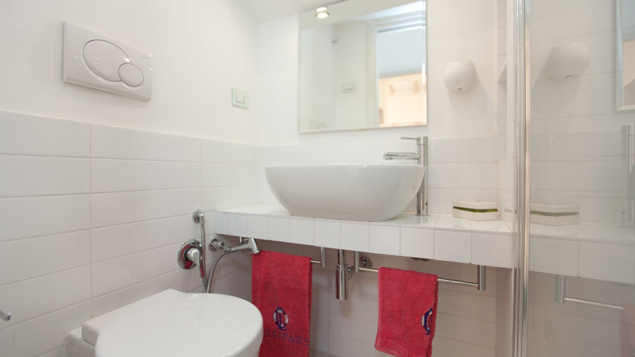 Bathroom 4, Rental In Rome Beato Angelico Apartment, Roma