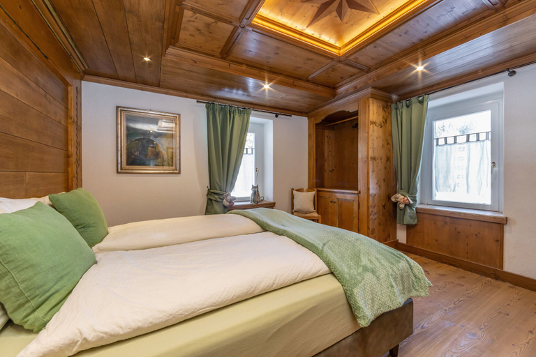 Bedroom 2, Rifugio Cereda, Trento