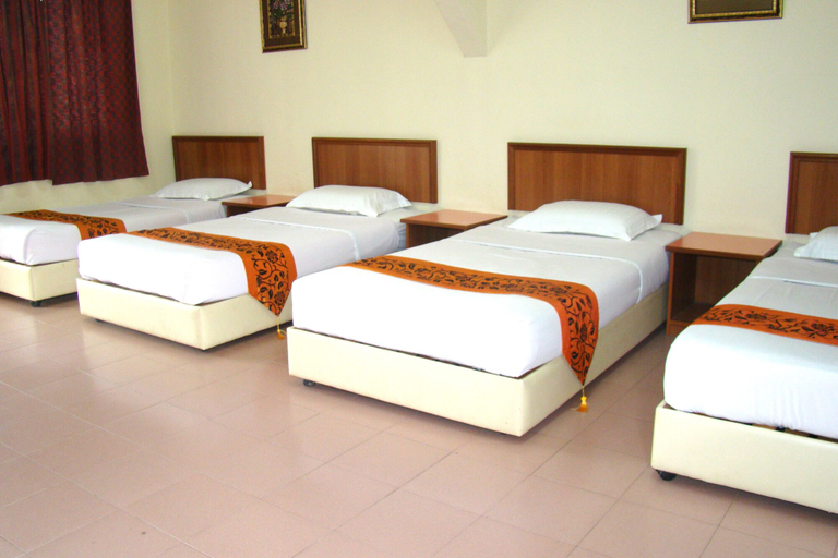 Bedroom 4, KT Beach Resort, Kuala Terengganu