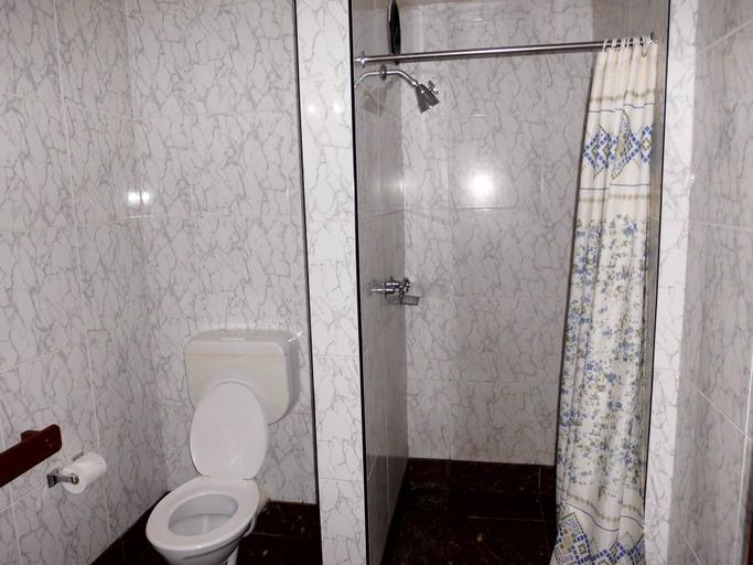 Bathroom 4, Southern Cross Hotel Fiji, Rewa