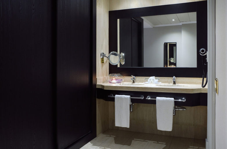 Bathroom 5, Oca Puerta del Camino Hotel, A Coruña