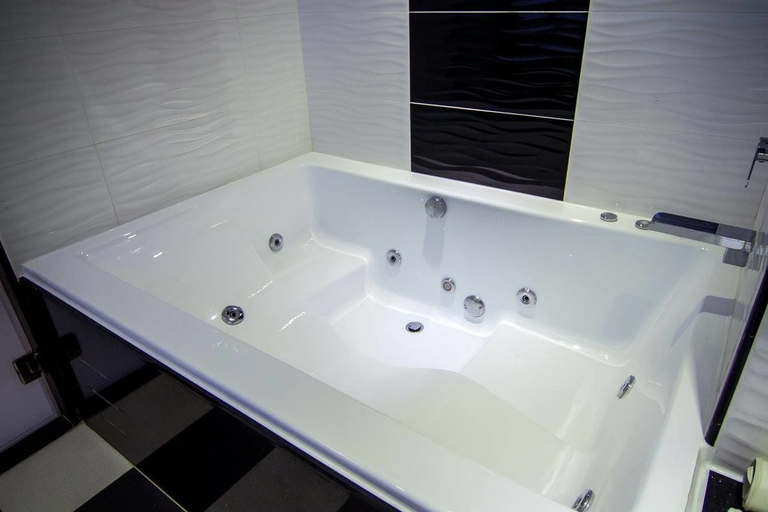 Bathroom 3, Siangge Chuanfan Rock Resort, Pingtung
