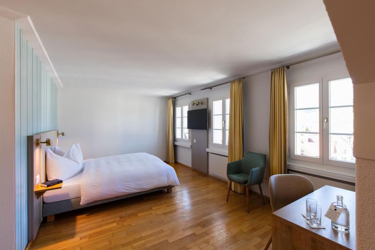 Bedroom 2, Hotel Kreuz by b_smart, Obwalden