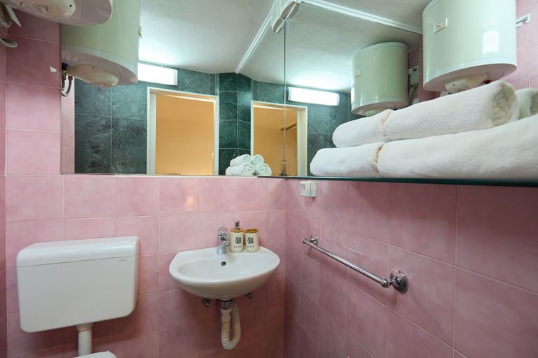 Bathroom 4, Hedera Estate, Hedera Studio 6, Dubrovnik