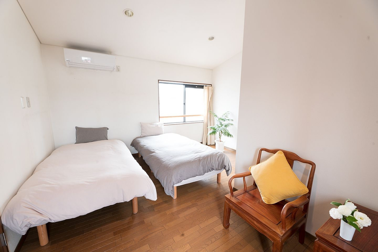 Bedroom 3, Good Morning House, Takayama