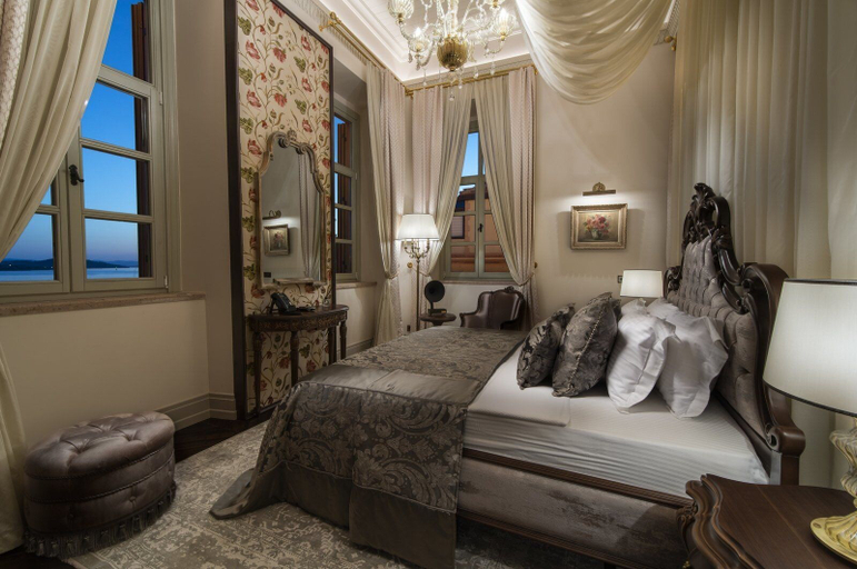 Bedroom 2, Cunda Despot Evi, Ayvalık