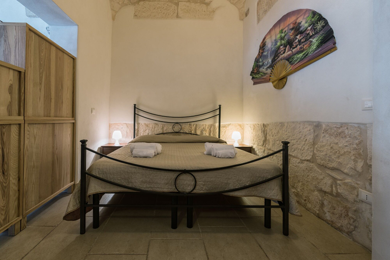 Bedroom 3, Biancanicchia, Brindisi