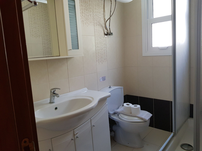 Bathroom, Menigos-SuperiorType Maisonette AA2G-60, Ionian Islands