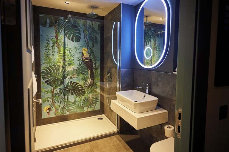 Bathroom 4, Malmaison Manchester Deansgate, Manchester