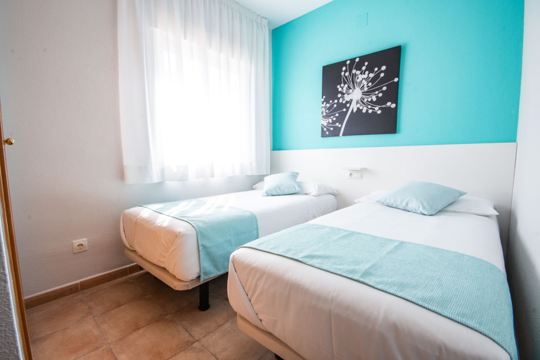 Bedroom 3, GoCosta Villas Cumbres Family Luxe 2, Tarragona