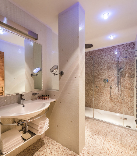 Bathroom 3, Residence Antares, Bolzano