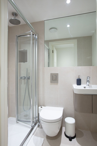 Bathroom 4, Hampden Apartments - The George, Slough