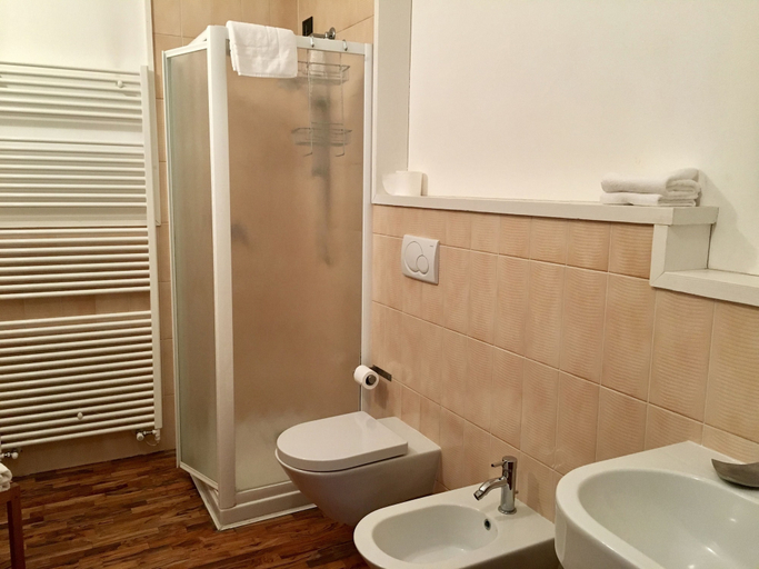 Bathroom 3, Agriturismo Corte Rocca, Mantua