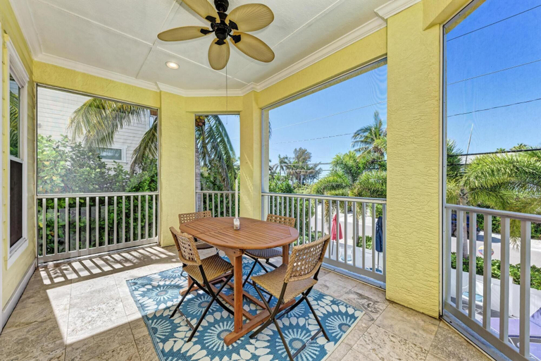 Room 5, Anna Maria Island Sun s Up B, Manatee