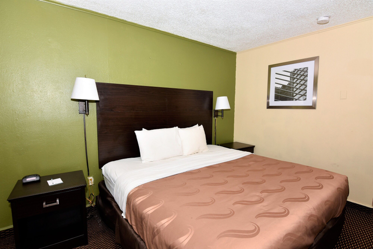 Bedroom 3, Rodeway Inn Harbison Area, Richland