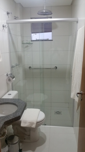 Bathroom, WR Confort Hotel Campo Grande, Campo Grande