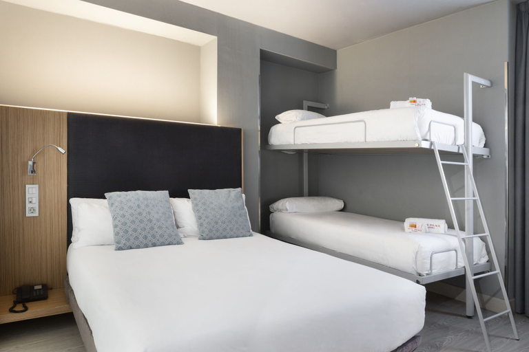 Bedroom 3, Petit Palace Alcalá, Madrid