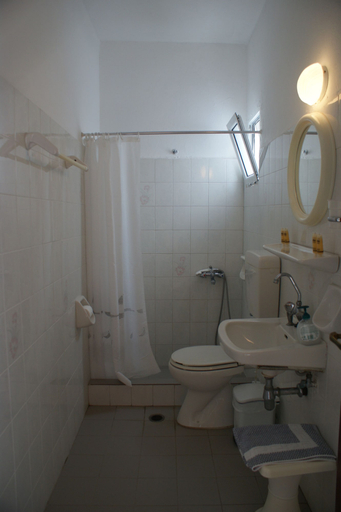Bathroom 5, Hotel Eleftheria, South Aegean