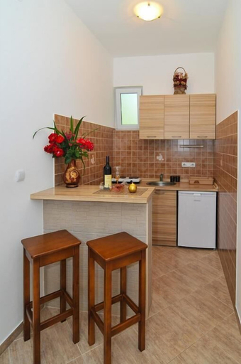 Others 4, Apartments Samardzic