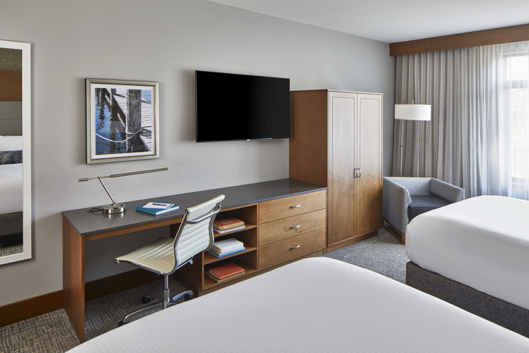 Bedroom 3, The Hotel Landing, Hennepin